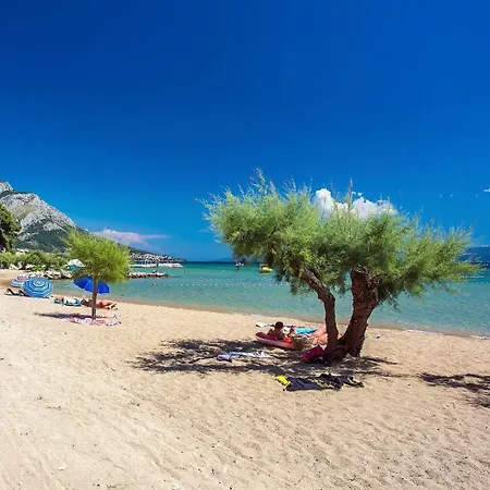 Villa Casa Featuring A Sea View, Billiards, And Heated Pool Omiš