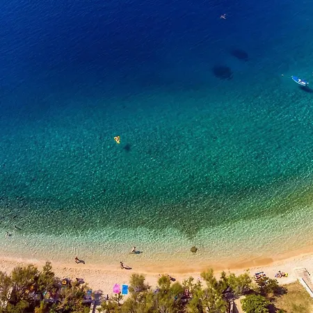 Casa Featuring A Sea View, Billiards, And Heated Pool Villa Omiš