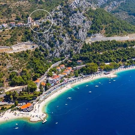 Casa Featuring A Sea View, Billiards, And Heated Pool Omiš